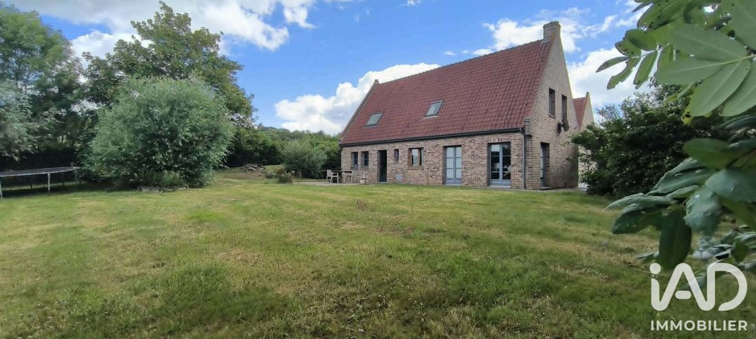 House in Cassel, Hauts-de-France, France 1 - 18471226