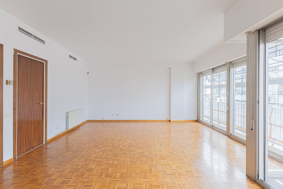 Apartment in Les Corts, Barcelona, Spain 5 - 18460154