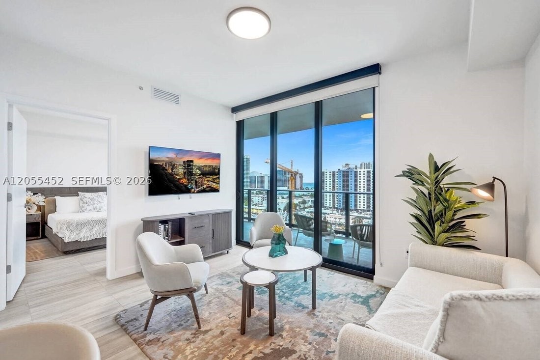 Condo in Miami Beach, Florida, United States 3 - 18456101