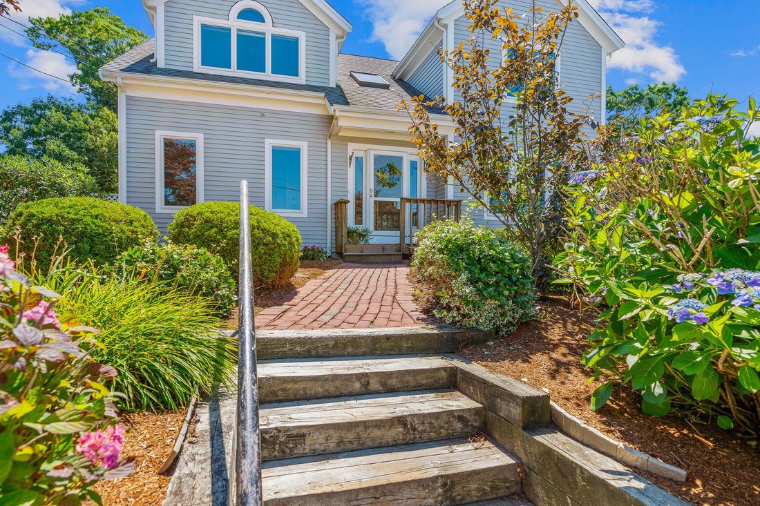 House in Mashpee, Massachusetts, United States 3 - 18457400