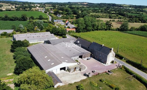 Casa a Senoville, Normandia, Francia 1