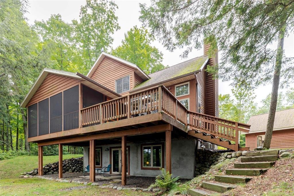 House in Hayward, Wisconsin, United States 2 - 18455513