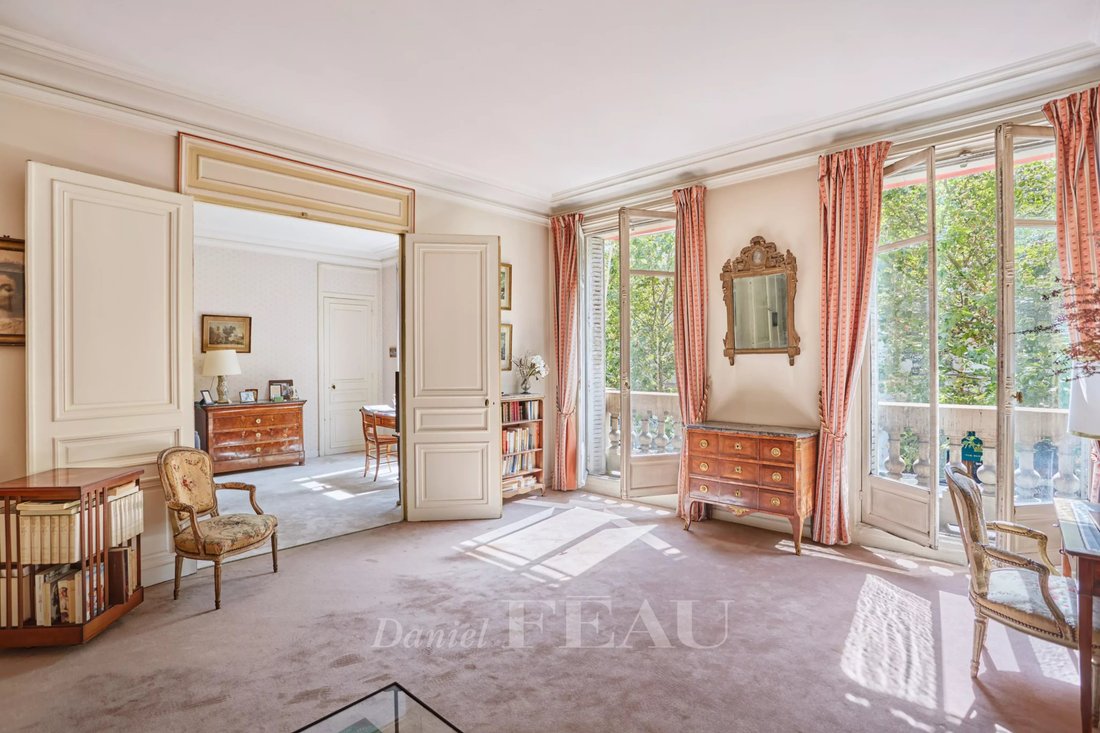 Apartment in Gros Caillou, Paris 7e Arrondissement, Paris 4 - 18457248