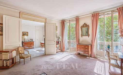 Apartment in Gros Caillou, Paris 7e Arrondissement, Paris 1