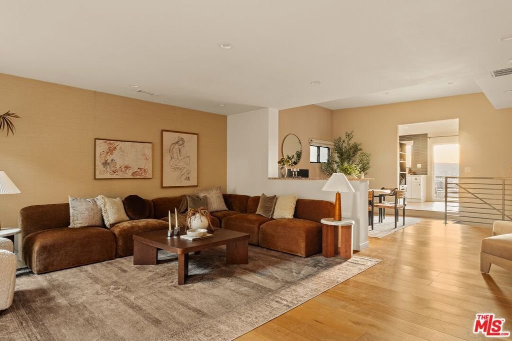 House in Los Angeles, California, United States 4 - 18459122