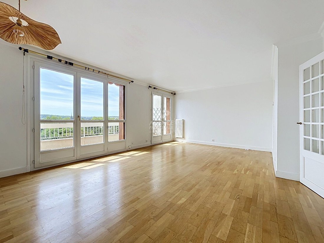 Apartment in Chatou, Ile-de-France, France 2 - 18459067