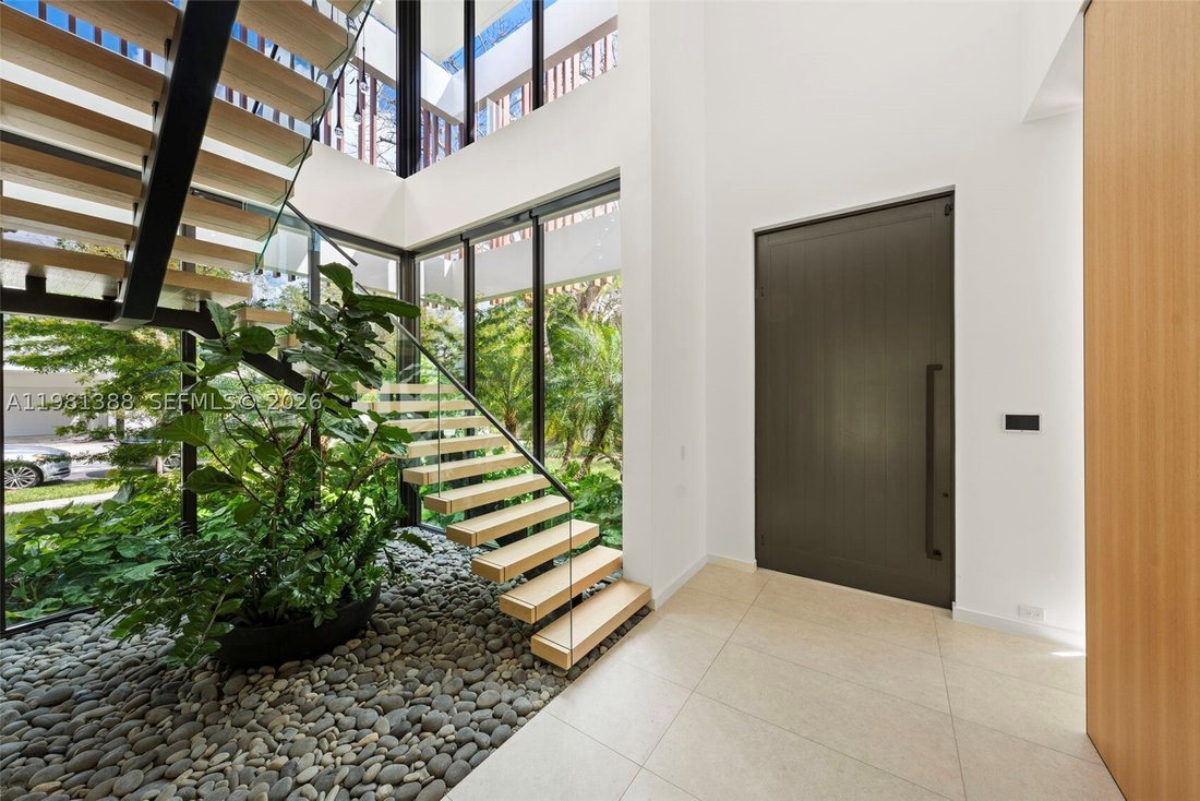 House in Miami, Florida, United States 4 - 17409678