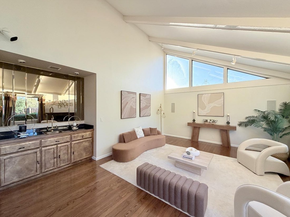 House in Saratoga, California, United States 5 - 18037046
