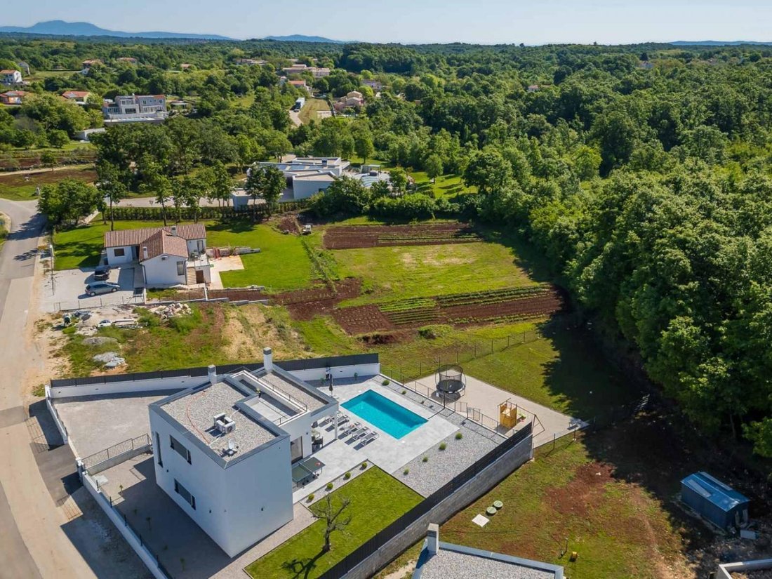 Villa in Svetvincenat, Istria County, Croatia 2 - 18460701