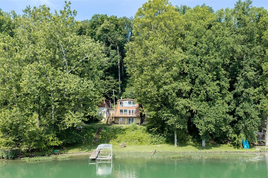 House in Cassopolis, Michigan, United States 3 - 18466397