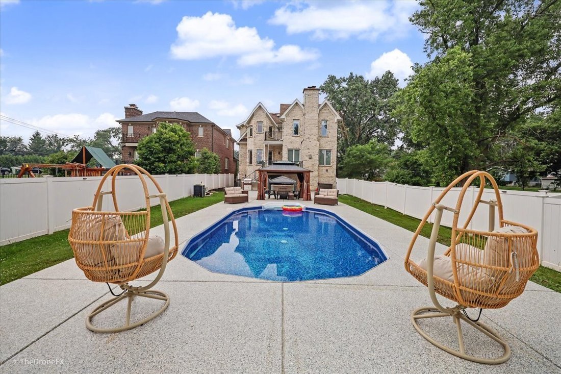 House in Burr Ridge, Illinois, United States 5 - 18463889