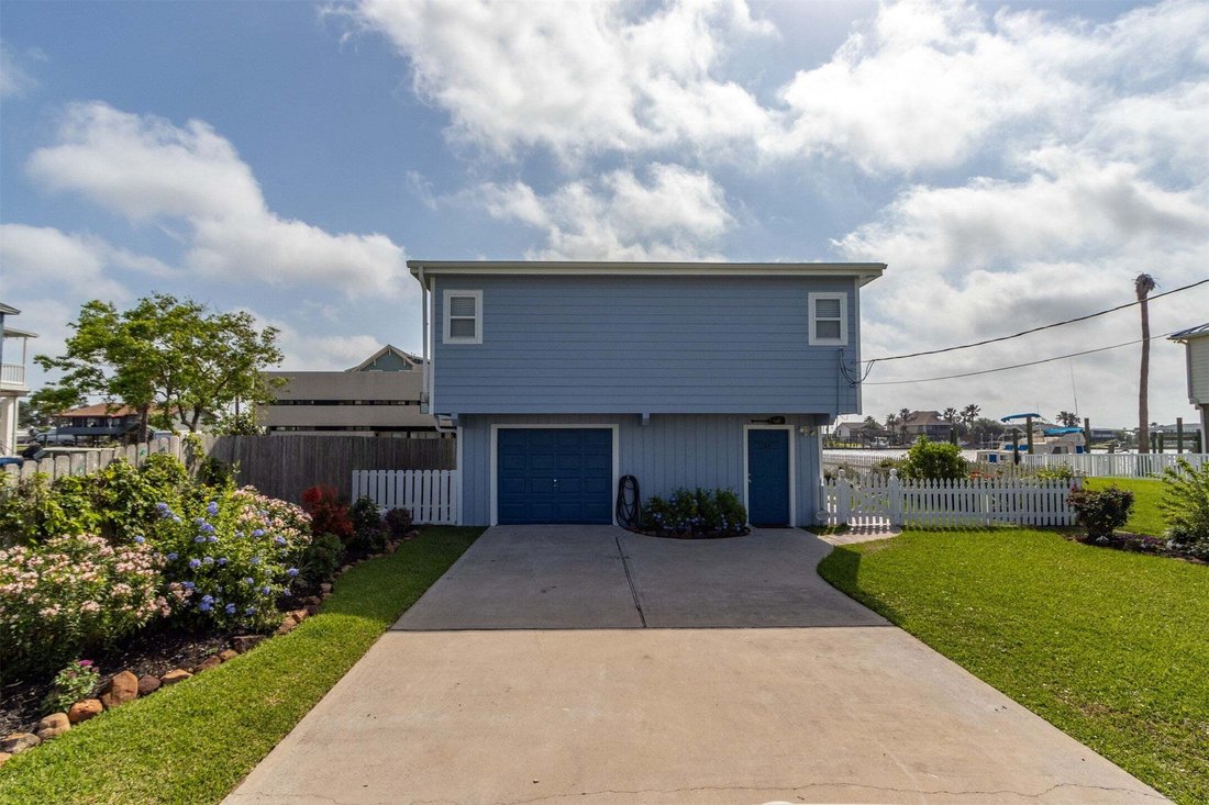 House in Galveston, Texas, United States 5 - 18469768