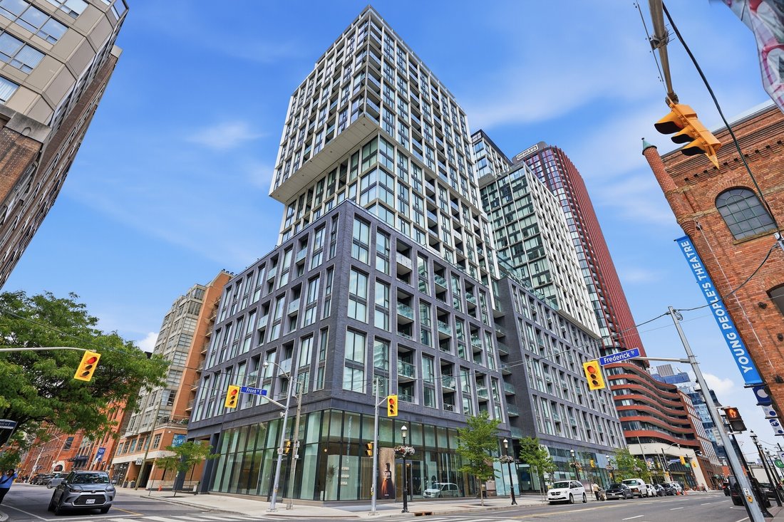 Condominio a Toronto, Ontario, Canada 2 - 18458201