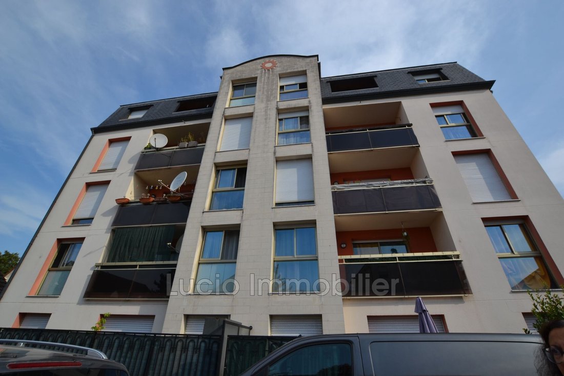Apartment in Grenouillère-Marnois-Rive de Marne, Noisy-le-Grand, France 1 - 18470992