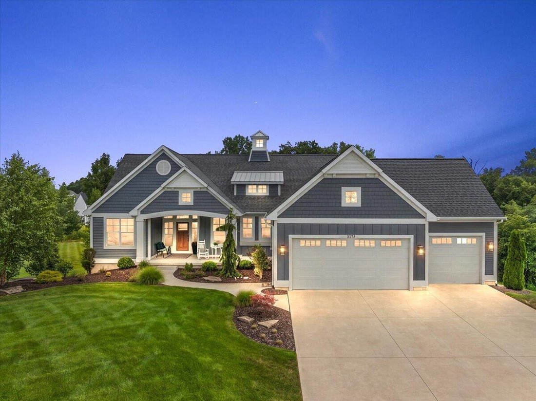 House in Byron Center, Michigan, United States 1 - 18456361