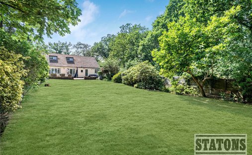 Land in Arkley, Barnet, England 1