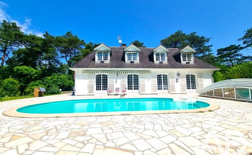 House in Boutigny-sur-Essonne, Ile-de-France, France 1