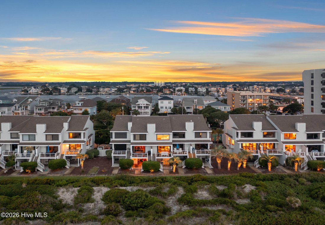 Condo in Wrightsville Beach, North Carolina, United States 1 - 18456192