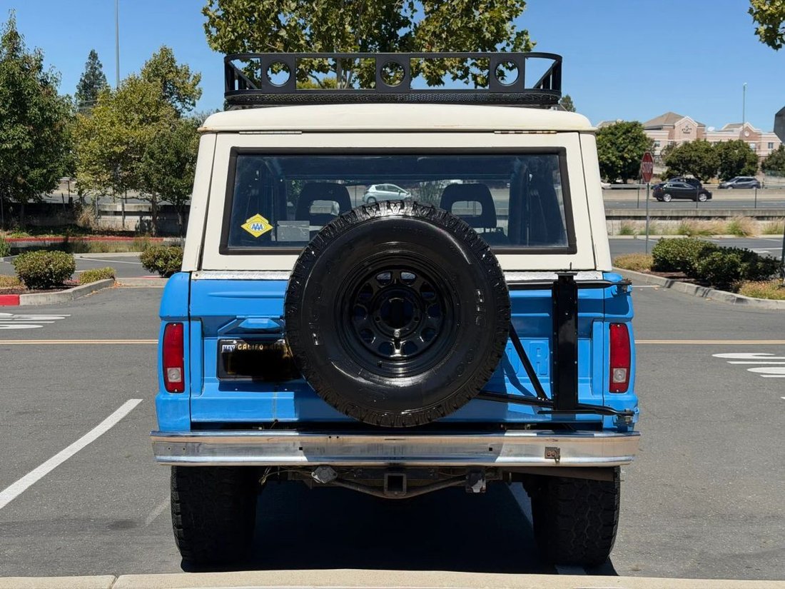 Suv in Walnut Creek, CA, United States 5 - 18472167