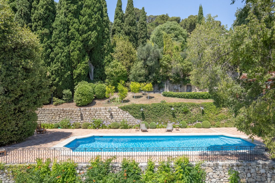 House in Grasse, Provence-Alpes-Côte d'Azur, France 3 - 18457586