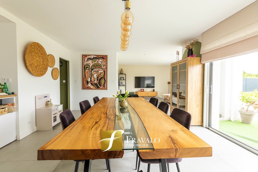 House in Centre Ville, Theix-Noyalo, France 3 - 18463255