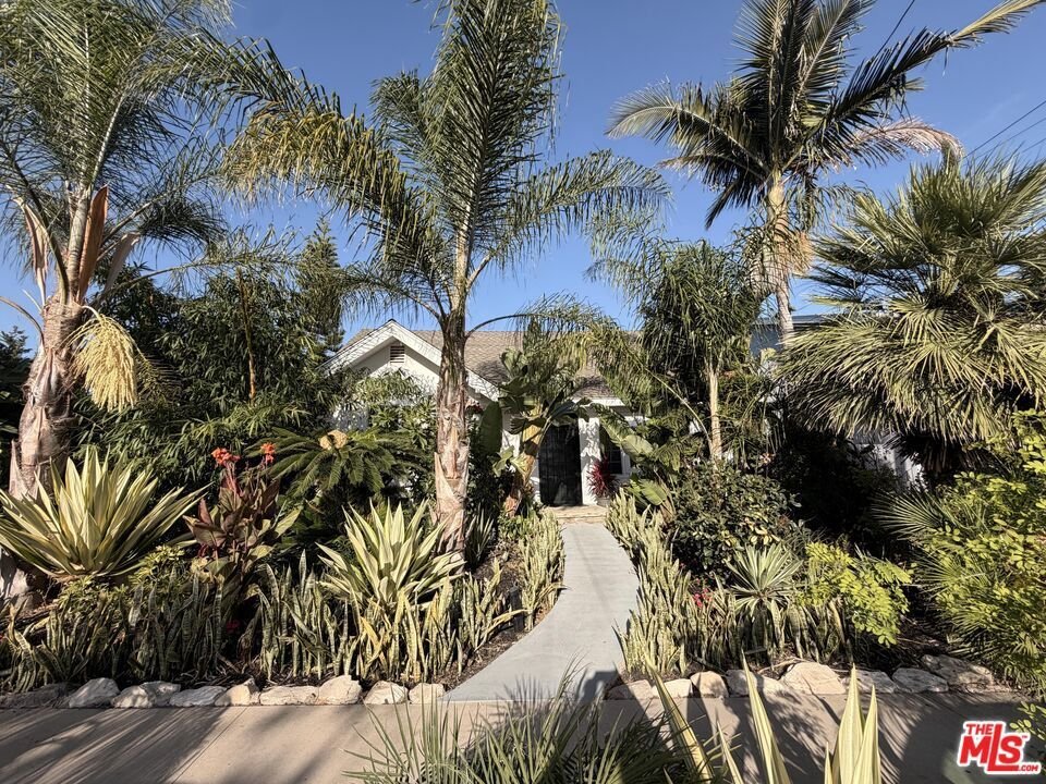 House in Signal Hill, California, United States 2 - 18431327