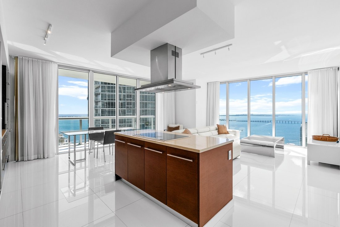 Condo in Miami, Florida, United States 2 - 18472283