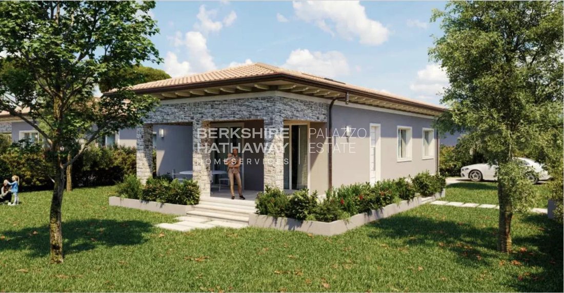 Villa in Pietrasanta, Tuscany, Italy 3 - 18460752