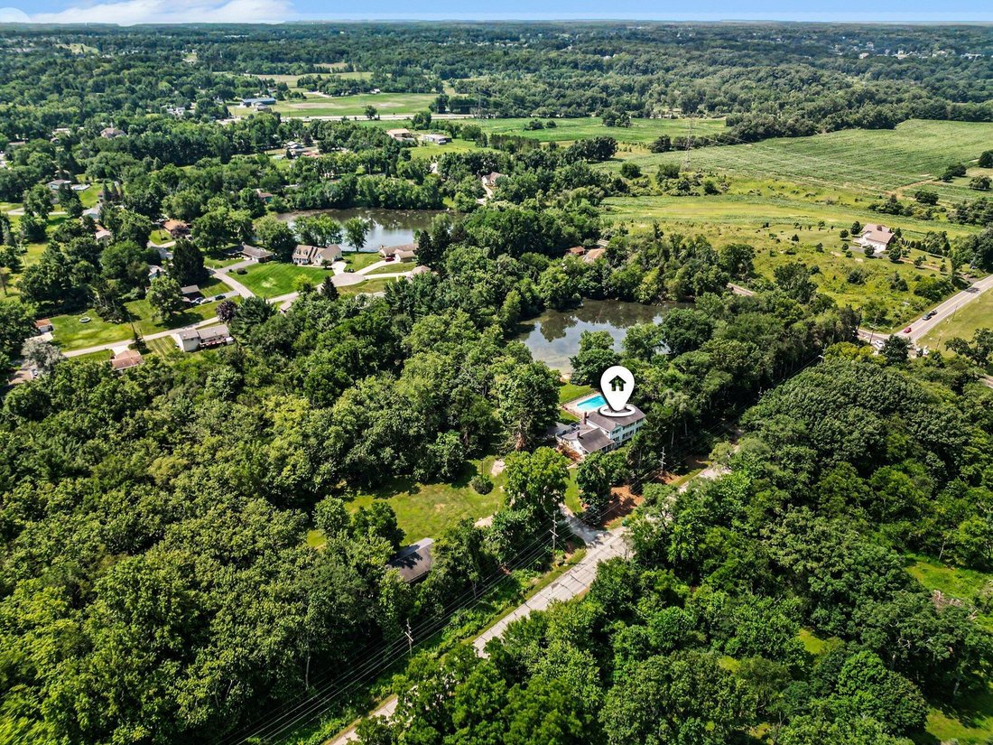 House in Valparaiso, Indiana, United States 4 - 18456692