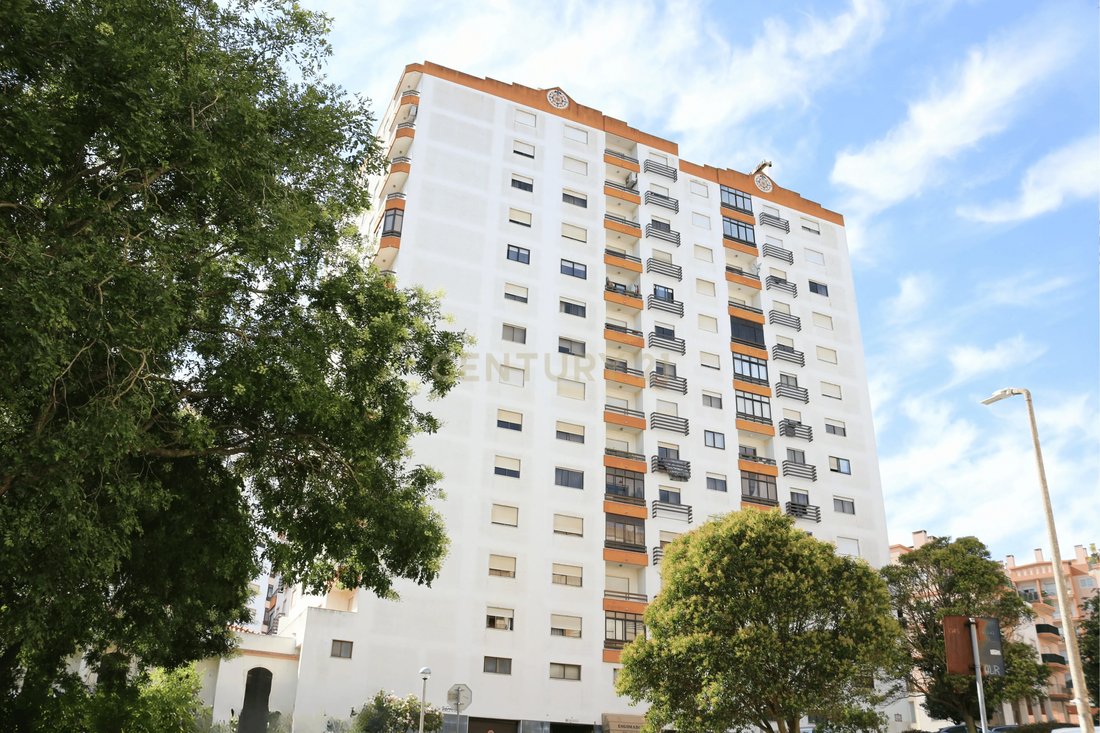 Apartment in Massama e Monte Abraao, Lisbon, Portugal 1 - 18466794