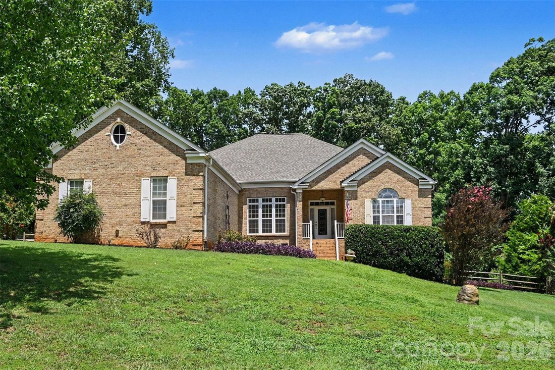 House in Mooresville, North Carolina, United States 1 - 18460109