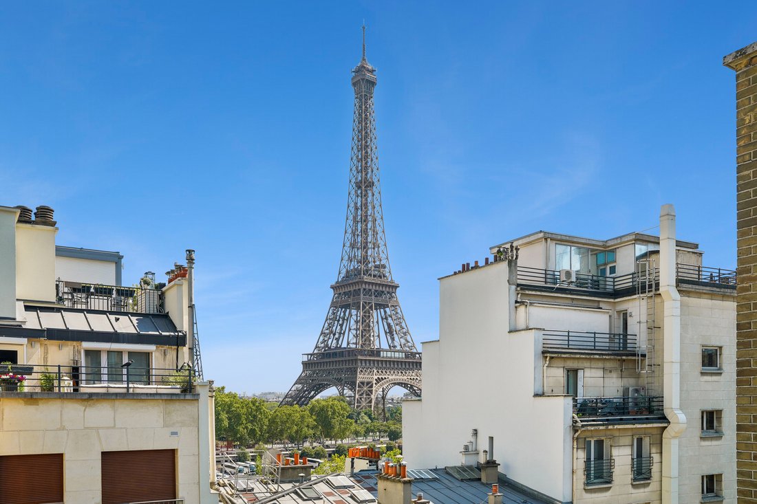 Apartment in Chaillot, Paris 16e Arrondissement, Paris 1 - 18457158