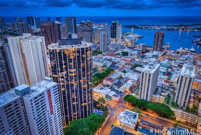 Condo in Honolulu, Hawaii, United States 1 - 18458138