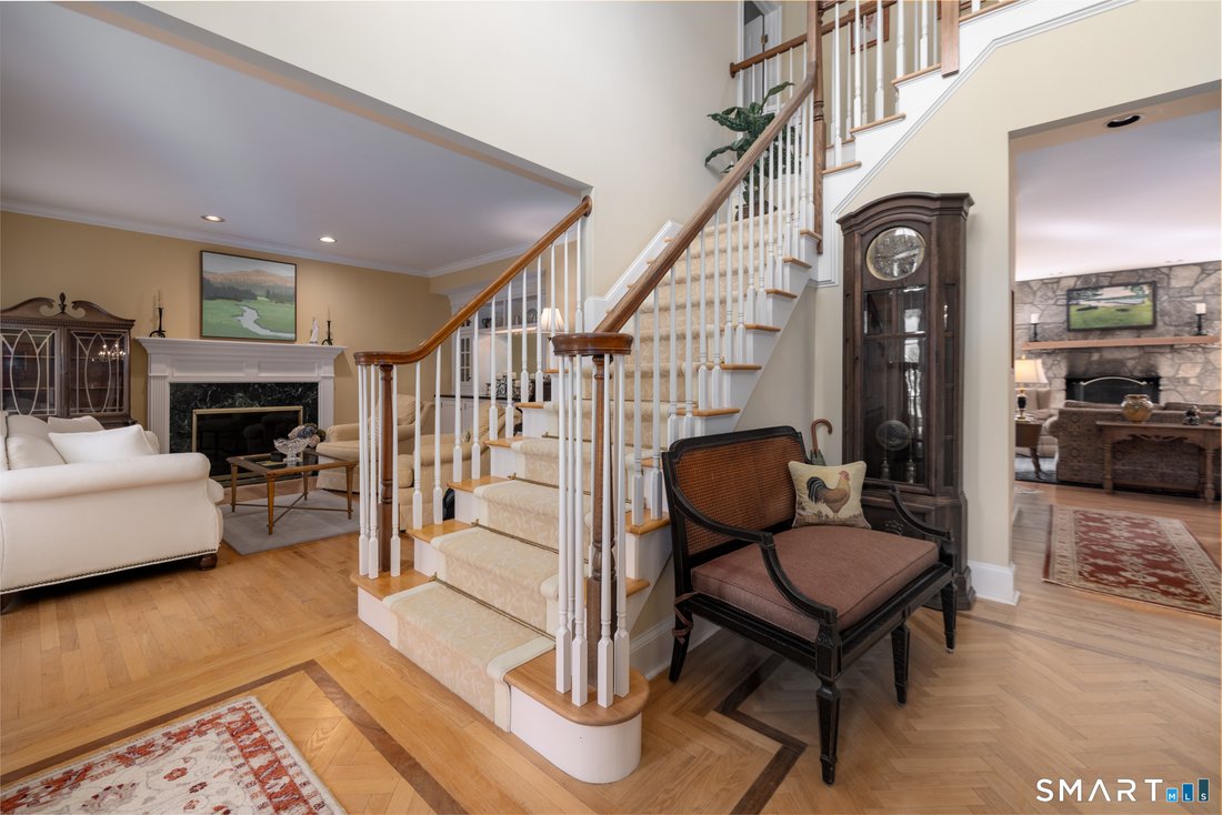 House in Newtown, Connecticut, United States 4 - 18465965