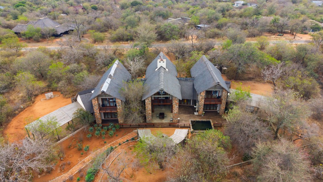 House in Hoedspruit, Limpopo, South Africa 3 - 18460765