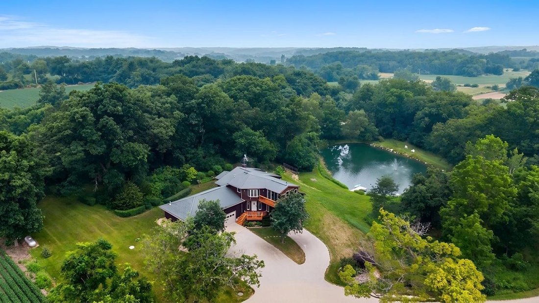 House in Whitewater, Wisconsin, United States 2 - 18463804