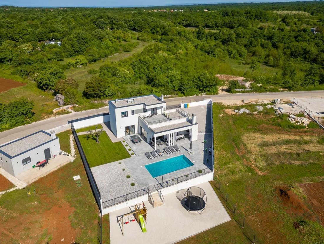 Villa in Svetvincenat, Istria County, Croatia 1 - 18460701