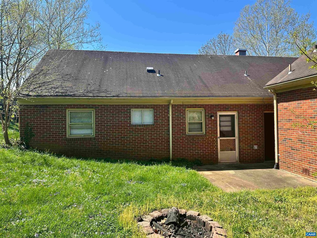 House in Charlottesville, Virginia, United States 4 - 18458346