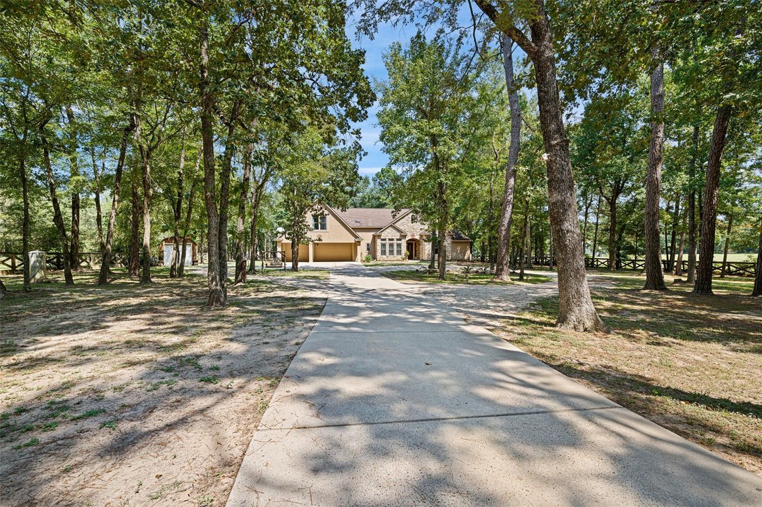 House in Montgomery, Texas, United States 4 - 18456018