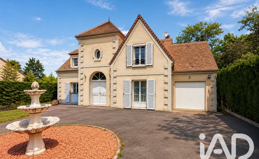 House in Cinqueux, Hauts-de-France, France 1