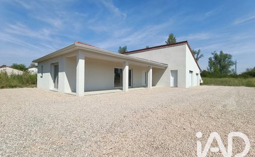 House in Zone d'Activité Nord, Riom, France 1