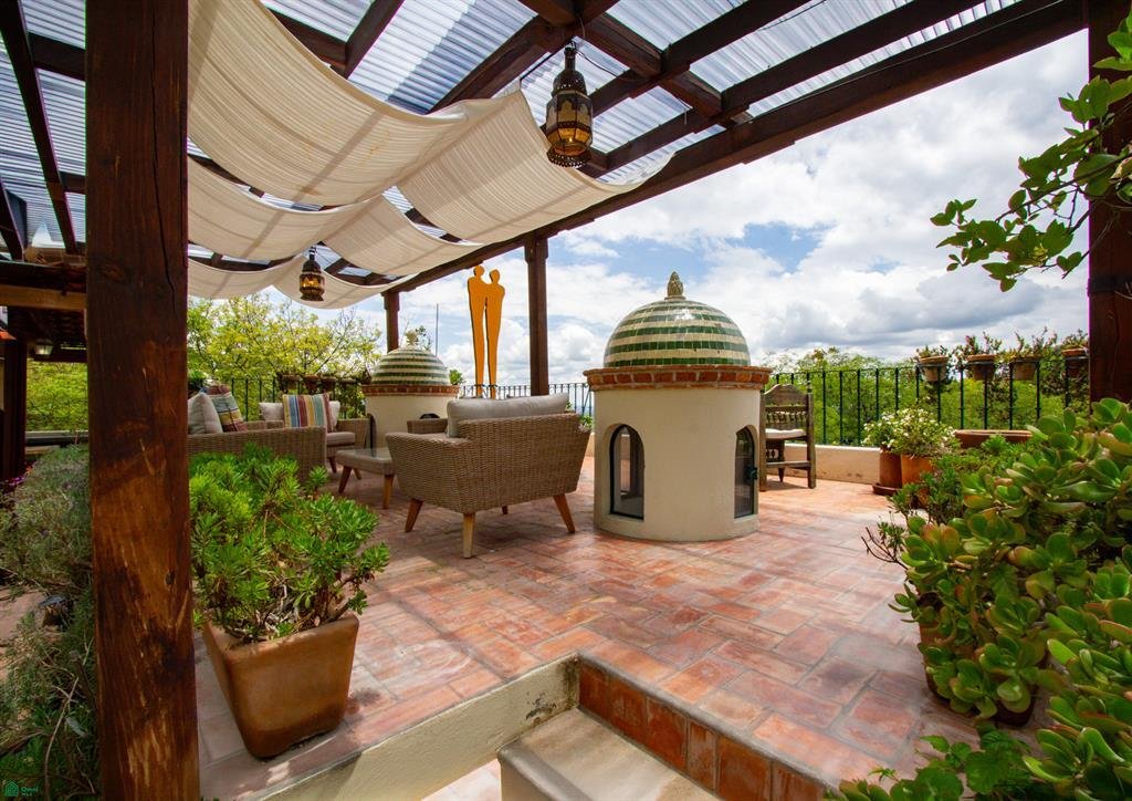Condo in San Miguel de Allende, Guanajuato, Mexico 1 - 18361889
