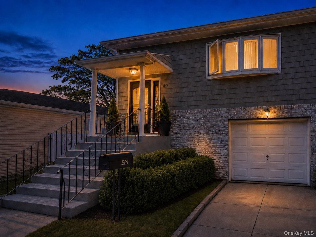 House in Roosevelt, New York, United States 1 - 17764567