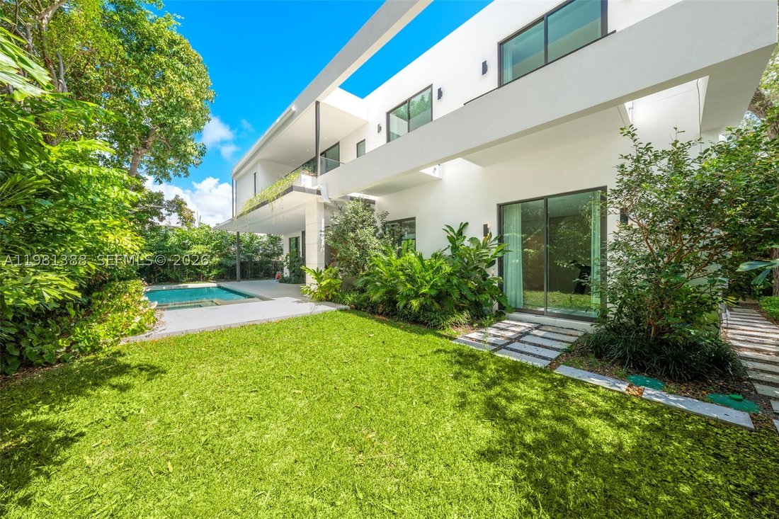 House in Miami, Florida, United States 2 - 17409678