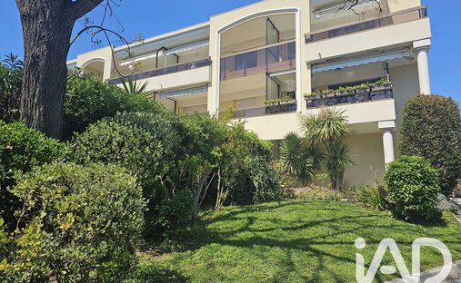 Appartement à Pont du Lys-Antibes les Pins, Antibes, France 1