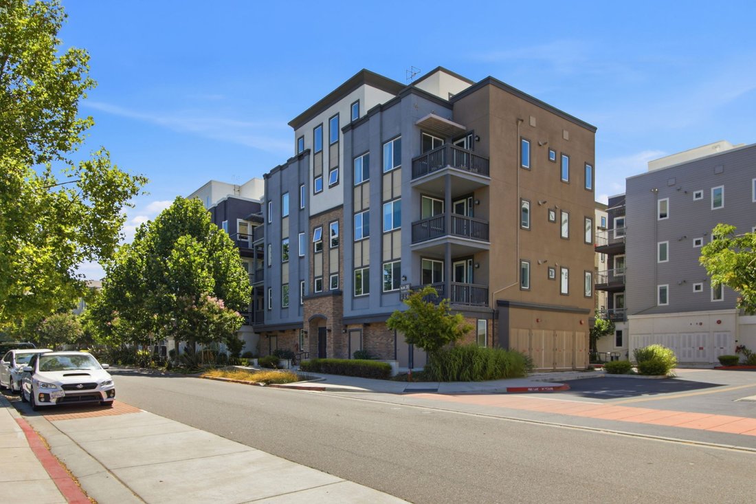 Condo in Milpitas, California, United States 3 - 18472253