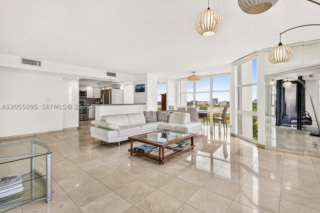 Condo in Miami, Florida, United States 4 - 18468385