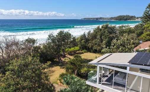 House in Mollymook Beach, New South Wales, Australia 1