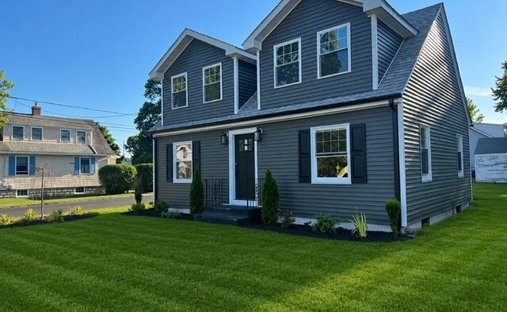 House in East Providence, Rhode Island, United States 1