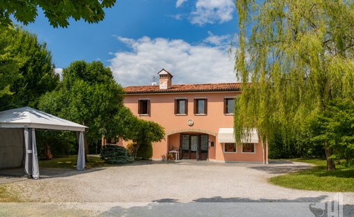 House in San Pietro, Veneto, Italy 1